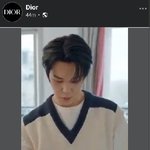 [군머] 지민이 <b>디올</b> 페이스북인가?