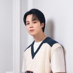 디올 지민이 <b>새사진</b> 존예ㅠㅠ