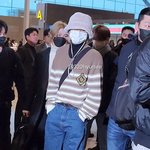 <b>황현진</b>..니트 어디꺼야