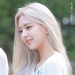 눈동자에 박힌 <b>은하수</b>
