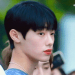 무슨 말이든 다 들어주고 싶은 <b>처연</b>함