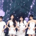 <b>원영</b>이 무릎이 왜케 빨갛지