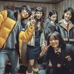 [댓글부탁해] 더글로리VS펜하 누가 괴롭힘 <b>수위</b>가 쎄니?
