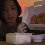 정국<b>때</b><b>매</b> 크크크치킨 먹어보고싶음