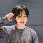 지민이 <b>흑발</b>로 활동하려나?