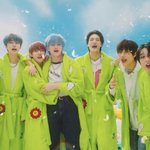 [NCT드림] 아잠만 쿄<b>세라돔</b>에서 가운입고 무대하면 나 진짜