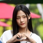 <b>손가락</b> 짧고 손 퉁퉁한건