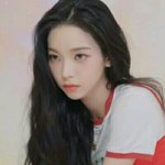 [드루와] <b>최애</b> 화장품 하나씩 쓰고가셈