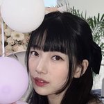 너네 머리 <b>풀</b> <b>때</b> 귀 넘기기