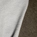 [댓글부탁해] 증사 옷 색깔 무슨 <b>색이</b> 나음??