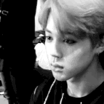 <b>지민이</b> 3월각인가