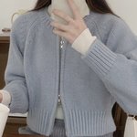 [댓글부탁해] 내 <b>옷장</b>에 시커먼 색밖에 없어서 그런데
