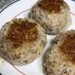 구운 <b>참치</b>마요 주먹밥