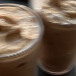 +)아니 왜 다들 자기 생리하는걸 못 티내서 <b>안달</b>이야