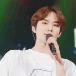 [<b>NCT정우</b>] <b>정우</b> 노래 늘은 것 같지 않아?