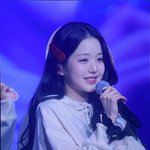 오늘자 장원영 <b>완전</b> 앚즈