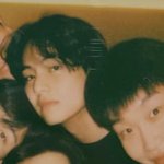 [군대] 태형이 인앤아웃 <b>버거</b> 티셔츠ㅋㅋㅋ