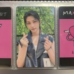 근데 <b>럭키드로우</b> 손그림 포카 레전드긴 하다