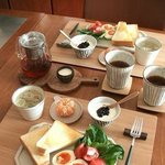 해외여행에서 꼭 챙겨 먹는 <b>조식</b>