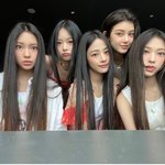 뉴진스같은 <b>머리</b> 잘어울리는거 왜그런거임?제발알려줘