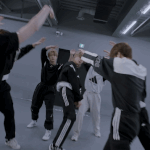 [스키즈] 아니 <b>츄리닝</b>이