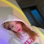 탈덕을 막는 <b>여자</b> 아이돌 모아<b>봄</b>