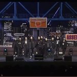 트리플<b>에스</b> 무대의상 왜이래…?