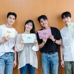 신예은X려운 '꽃선비 열애사' <b>대본</b> 리딩 현장 공개