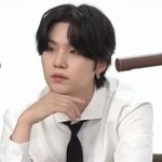 [군대] 민윤기 짧머 <b>셀카</b> 올려