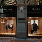 [칠푸딩] 밀라노 프라다<b>본점</b>에 걸린 재현이!