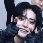 와..<b>김지웅</b>..존잘이다..