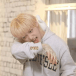 <b>아악</b> 이용복