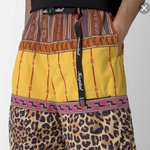 [NCT드림] 마크 어제 <b>라방때</b> 바지 이거래 ㅋㅌㅋㅋㅋㅋ