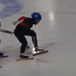 쇼트트랙 넘어지는 거 나만 웃김??