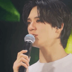 [NCT드림] 소감말하는 젠오 그<b>와중</b>에 너무 홀리해