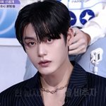 타팬이 볼때 김지웅 어땡??