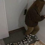 얘네 신발 왜 다 똑같냐ㅋㅋㅋㅋ