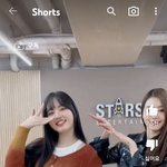 <b>원영</b>이랑 리즈랑 같이 챌린지 찍는데