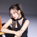 비<b>비지</b> 엄지 풀업 활동 레전드 사진 모음