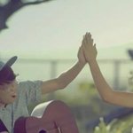 [댓글부탁해] 얘네들 <b>왼손</b>잡이같음?