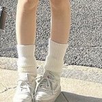 [댓글부탁해] 교복에 이런 <b>양말</b> 이상할까?