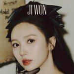 일년만에 컴백하는 체<b>리블렛</b>의 잡지 같은 컨셉 포토