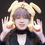 [댓글부탁해] 블랙레벨 <b>호수</b> 잘생긴건 맞지않아?