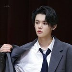 나 투바투 <b>입</b><b>덕</b>했는데...