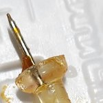 유명한 프랜차이즈에서 <b>닭발</b>을 시켰는데 압정이 나왔어요