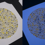 얘들아 <b>왼쪽</b> 뭐라고 적힌건지 보여??