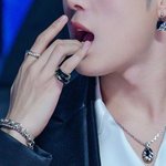 [몬스타엑스] <b>이민혁</b> 손