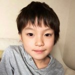 얘 <b>애기</b><b>때</b>사진봐바