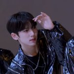 야 한유진<b>픽들</b>아 스춤 봄?