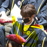 얘들아 김규빈 졸업식에서 졸았다